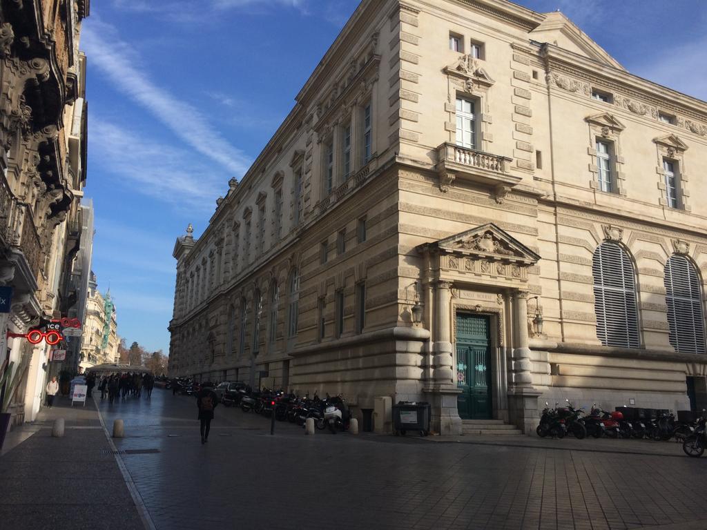 Place De La Comedie - Magnifique T2 Au Calme Montpellier Exteriör bild